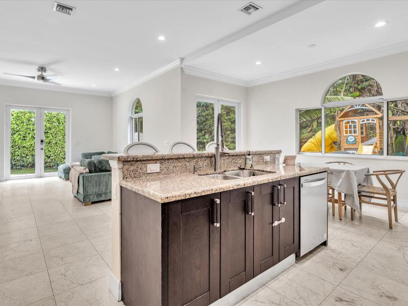  Single Family Homes Photo 34:  Dania Beach,  FL 33312