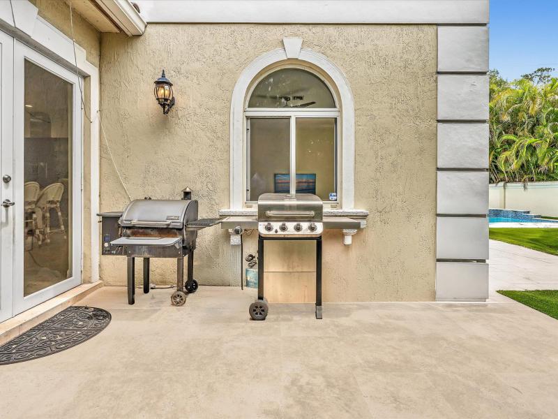  Single Family Homes Photo 39:  Dania Beach,  FL 33312