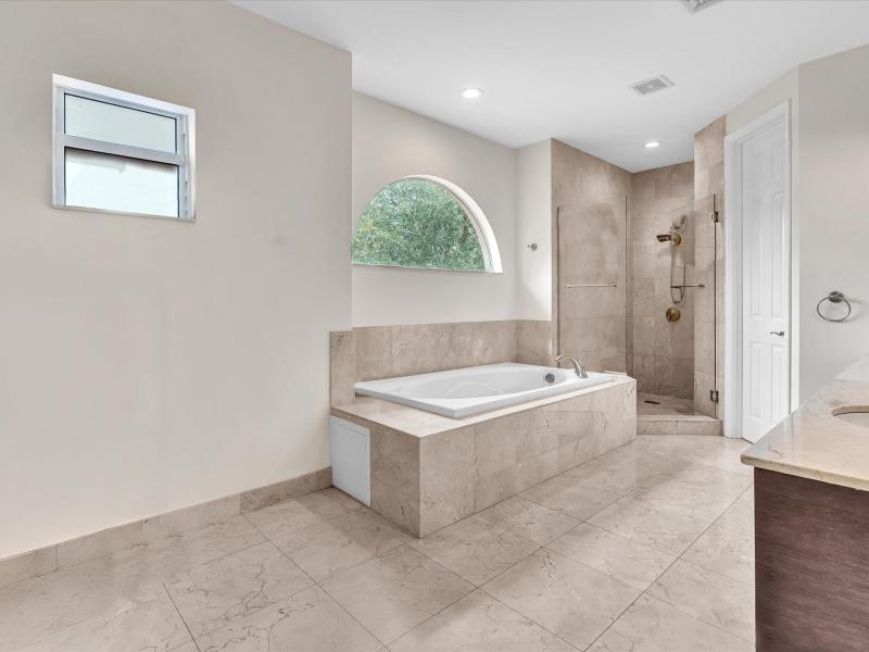  Single Family Homes Photo 48:  Dania Beach,  FL 33312