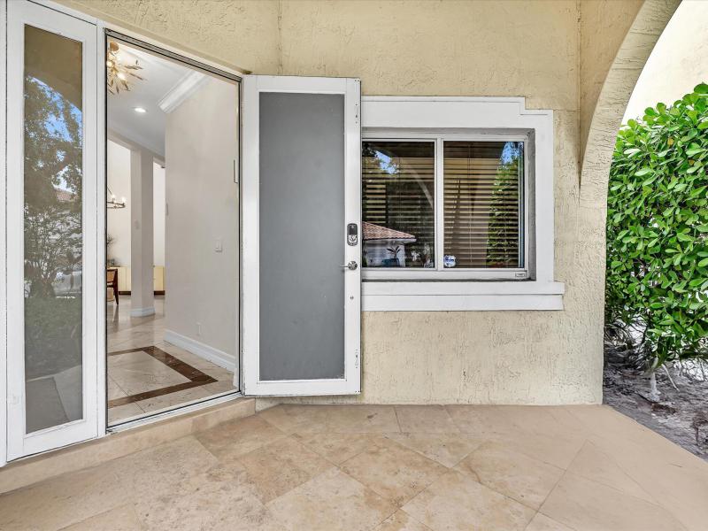  Single Family Homes Photo 62:  Dania Beach,  FL 33312