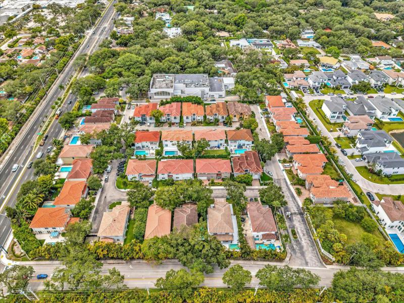  Single Family Homes Photo 73:  Dania Beach,  FL 33312
