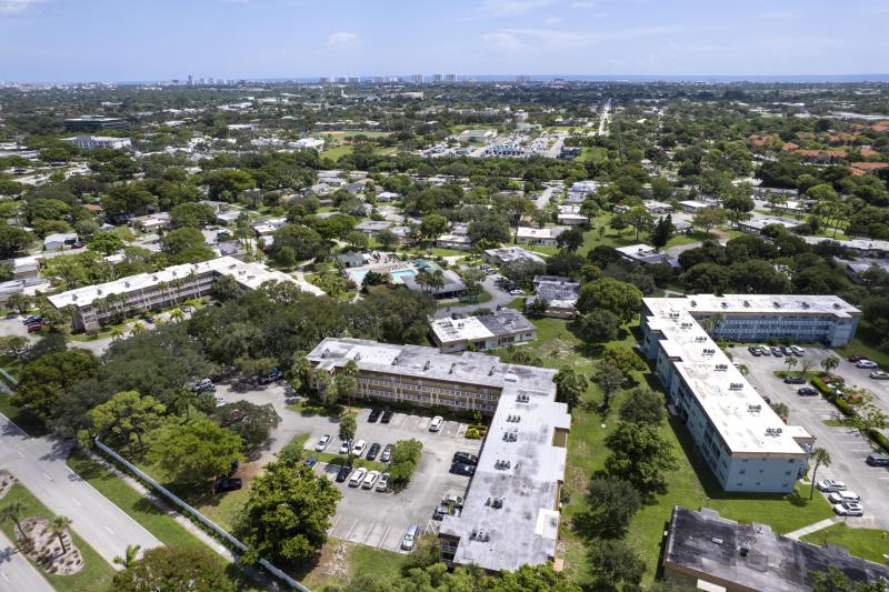  Condo & Townhome Photos