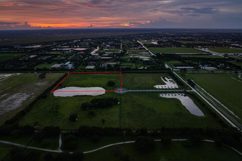  Commercial & Industrial Land Images 