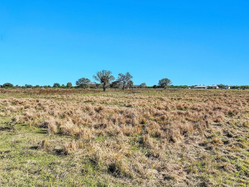  Commercial & Industrial Land Images 