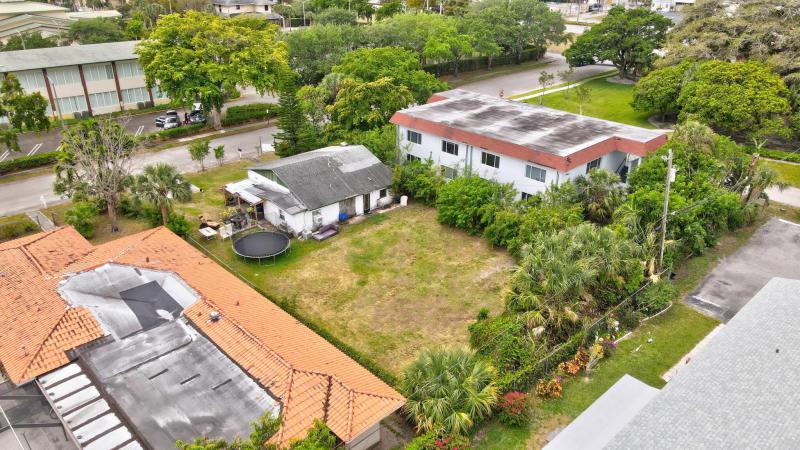  Commercial & Industrial Land Images 