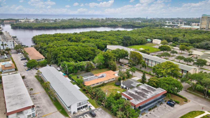  Commercial & Industrial Land Images 