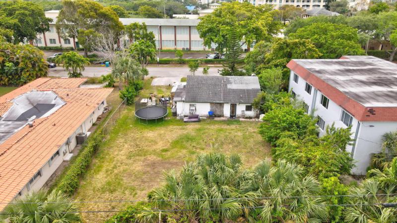  Commercial & Industrial Land Images 