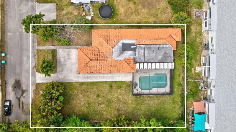  Commercial & Industrial Land Images 