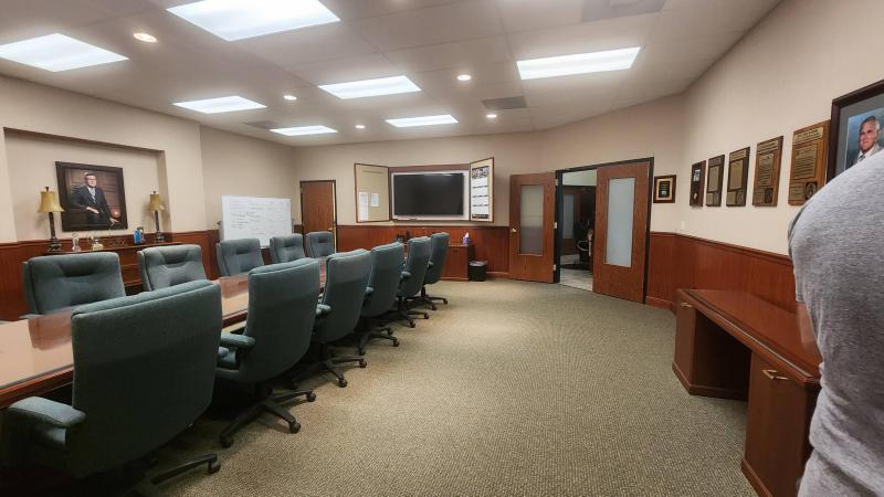  Commercial & Industrial Land Images 