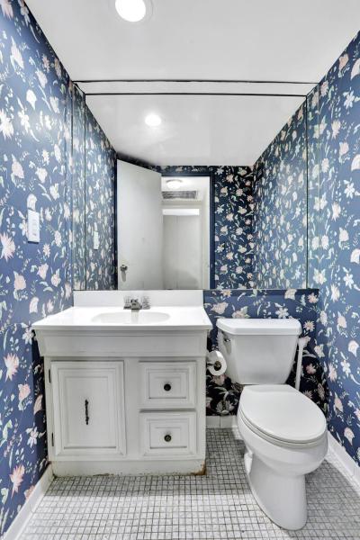  Condo & Townhome Photos
