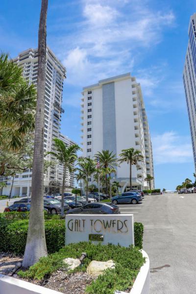  Condo & Townhome Photos