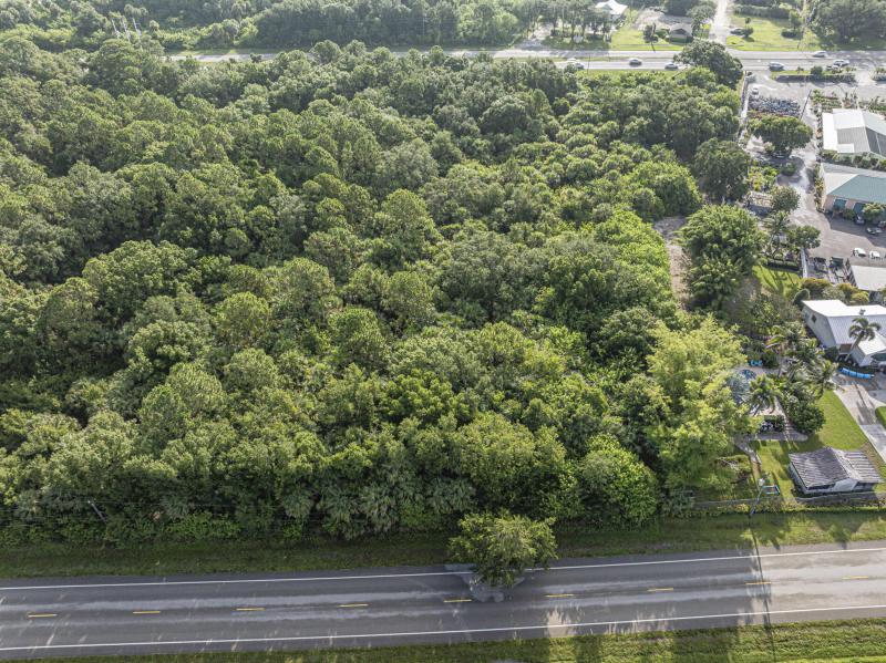  Commercial & Industrial Land Images 