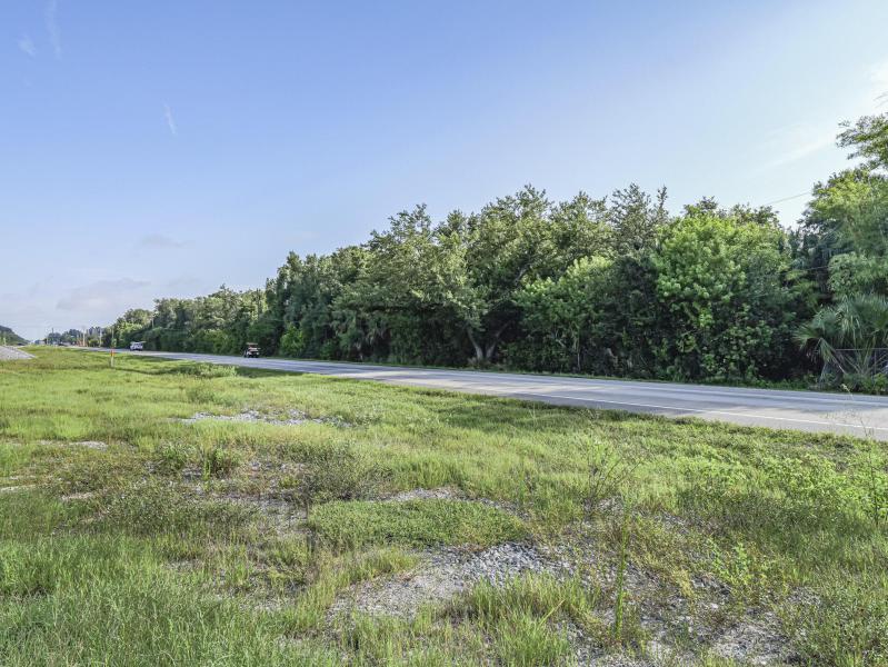  Commercial & Industrial Land Images 
