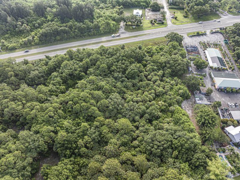  Commercial & Industrial Land Images 
