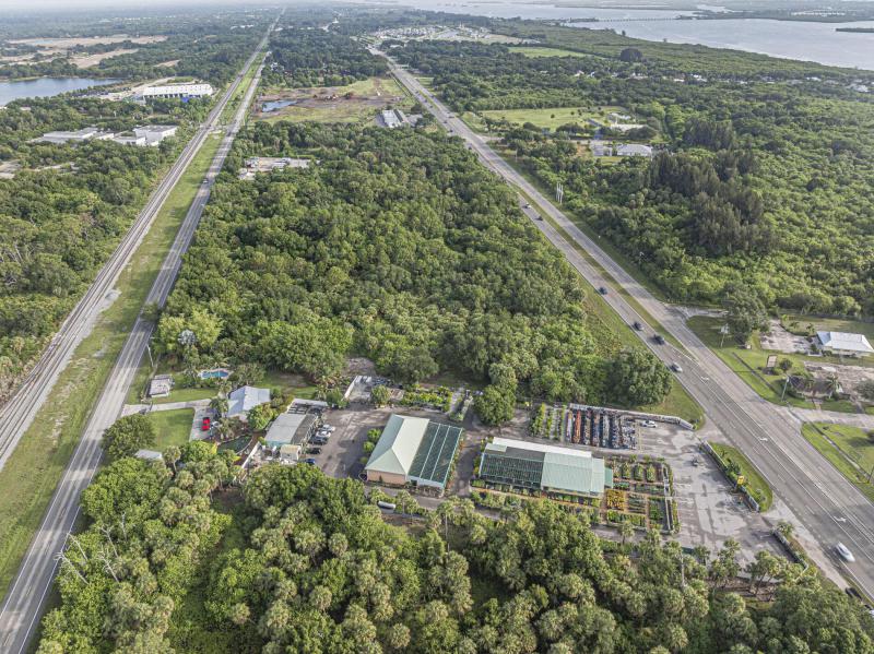  Commercial & Industrial Land Images 