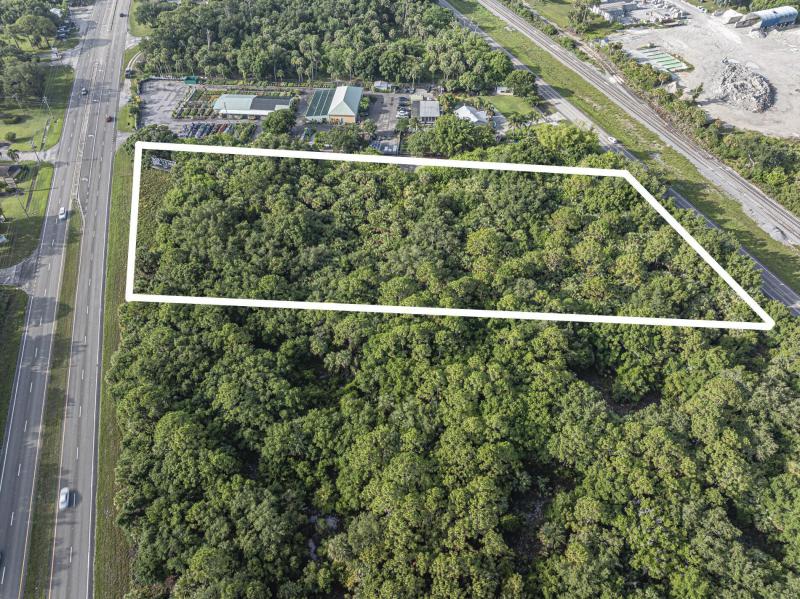  Commercial & Industrial Land Images 