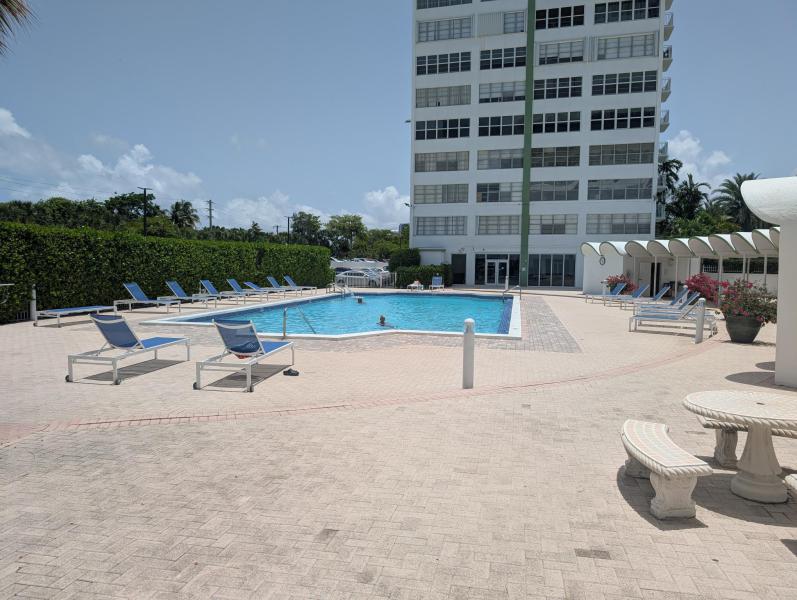  Condo & Townhome Photos