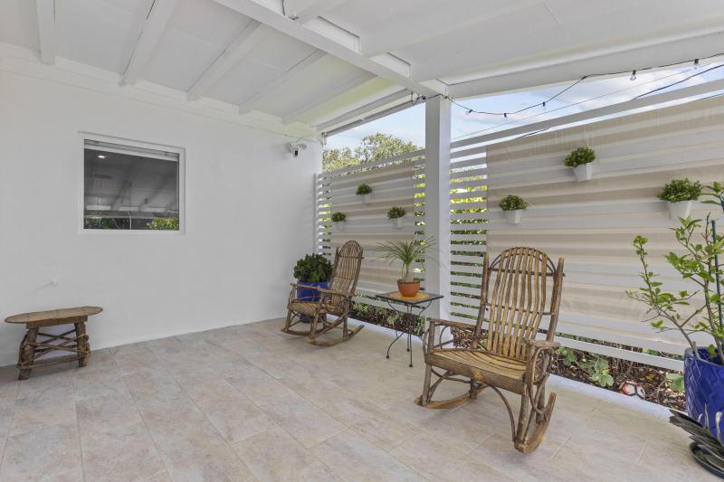  Single Family Homes Photo 22:  Miami Springs,  FL 33166