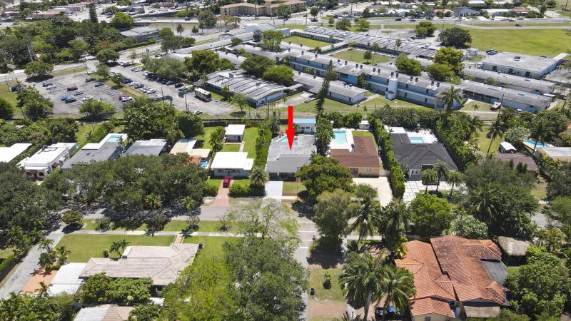  Single Family Homes Photo 49:  Miami Springs,  FL 33166