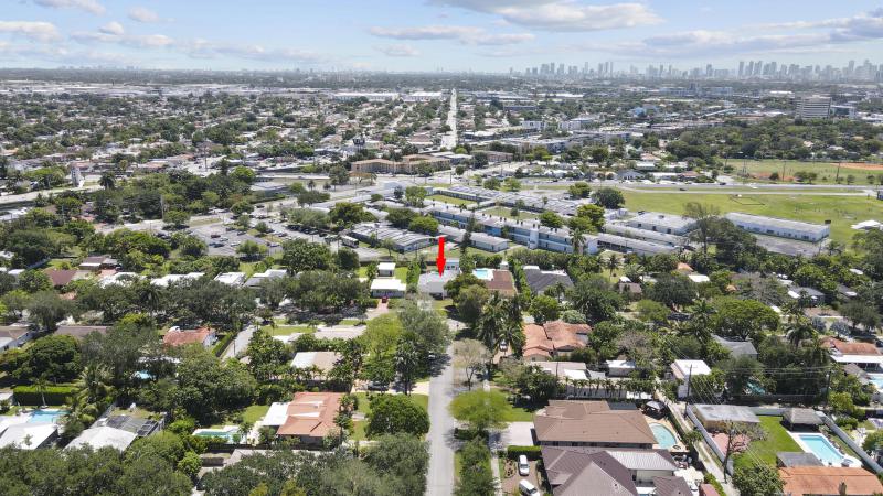  Single Family Homes Photo 52:  Miami Springs,  FL 33166