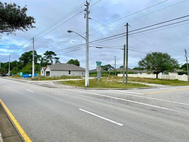  Commercial & Industrial Land Images 