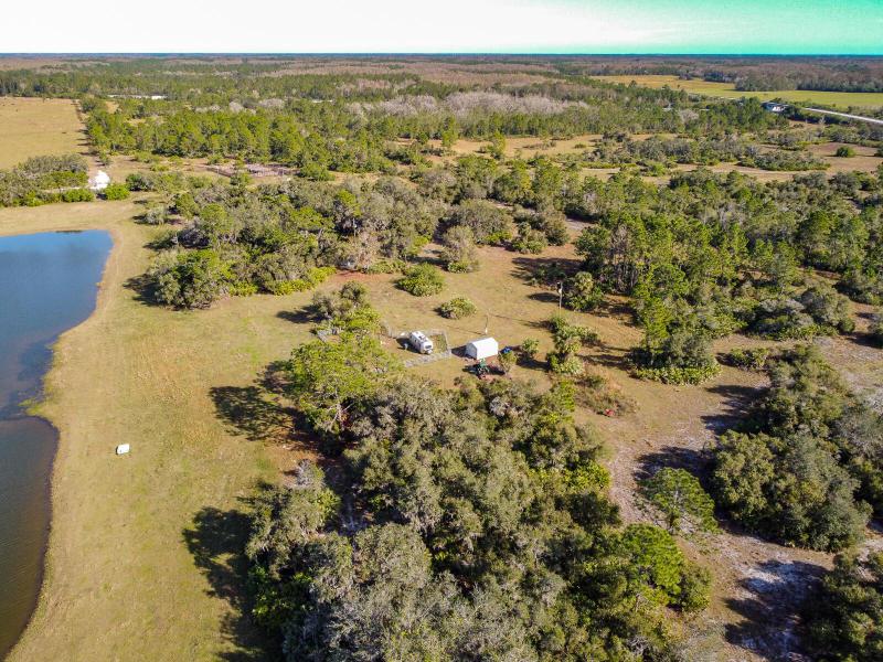 Commercial & Industrial Land Images 