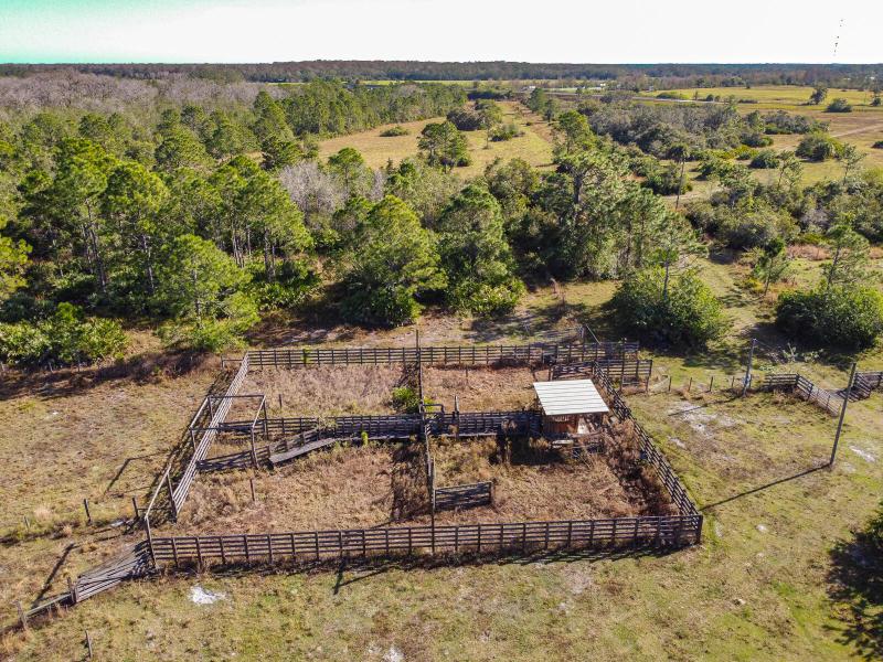  Commercial & Industrial Land Images 
