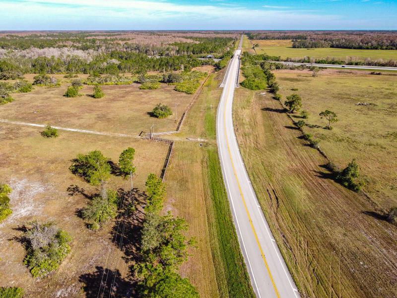  Commercial & Industrial Land Images 