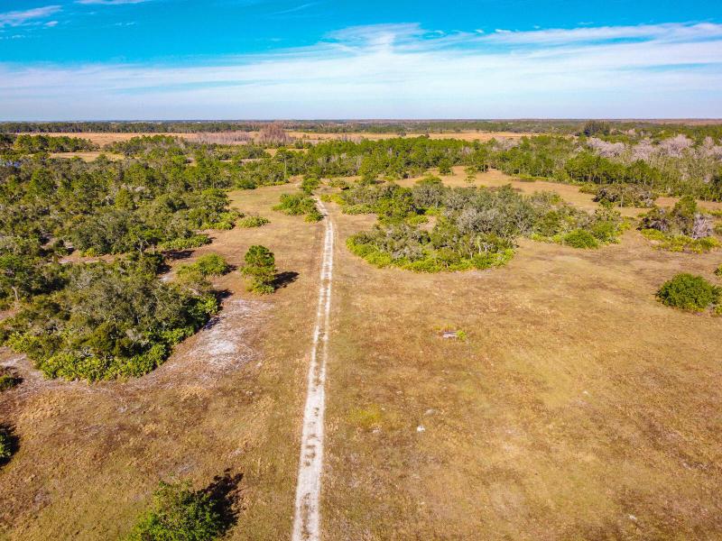  Commercial & Industrial Land Images 