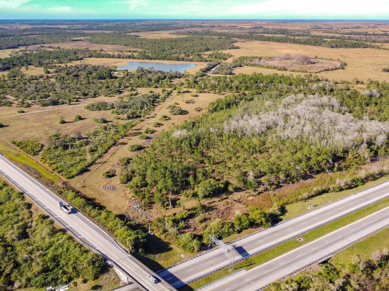  Commercial & Industrial Land Images 