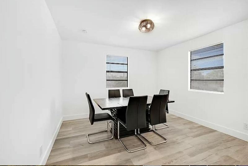 Duplex, Triplex and Fourplex Images