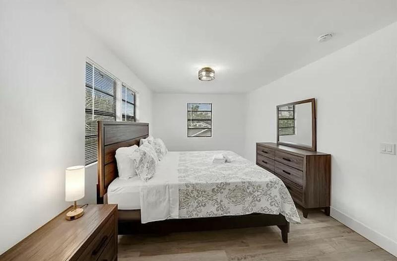 Duplex, Triplex and Fourplex Images