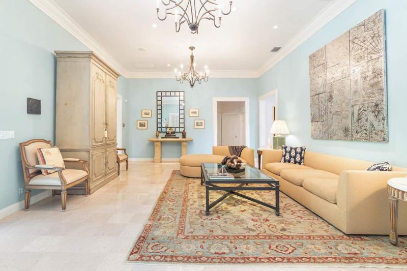  Single Family Homes Photo 14:  Palm Beach,  FL 33480