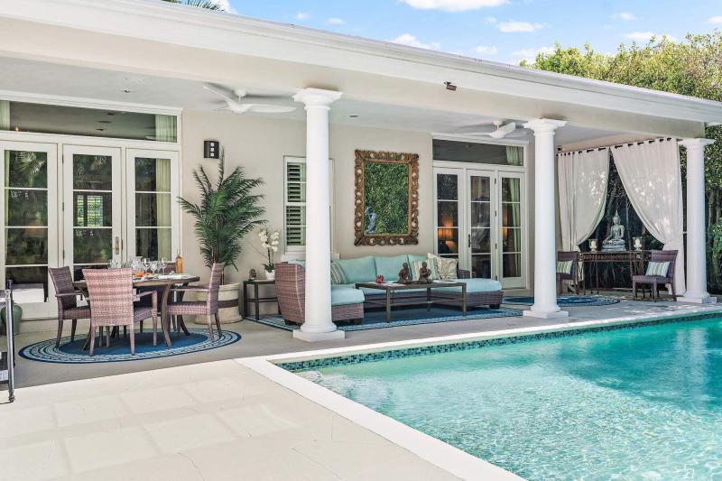  Single Family Homes Photo 20:  Palm Beach,  FL 33480