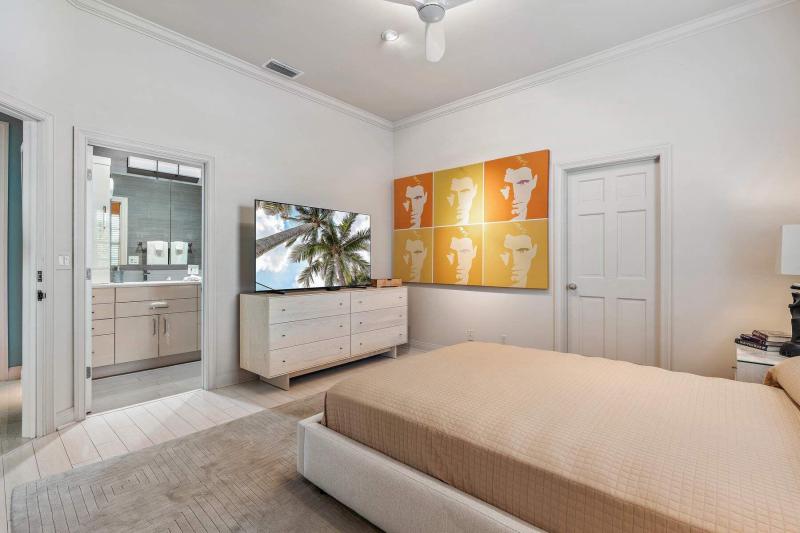  Single Family Homes Photo 31:  Palm Beach,  FL 33480