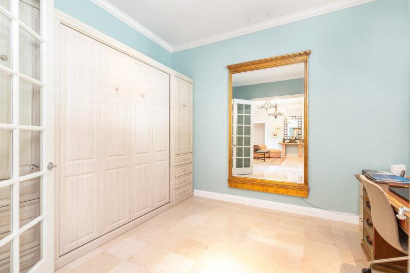  Single Family Homes Photo 36:  Palm Beach,  FL 33480