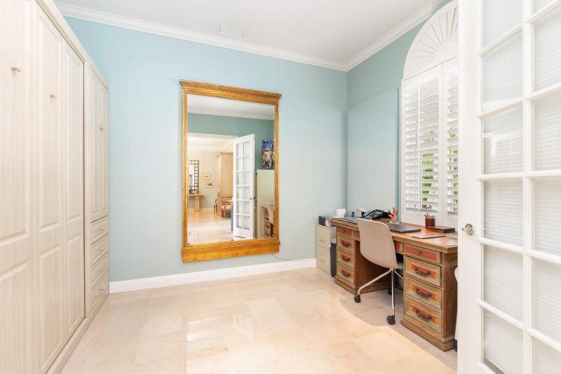  Single Family Homes Photo 37:  Palm Beach,  FL 33480