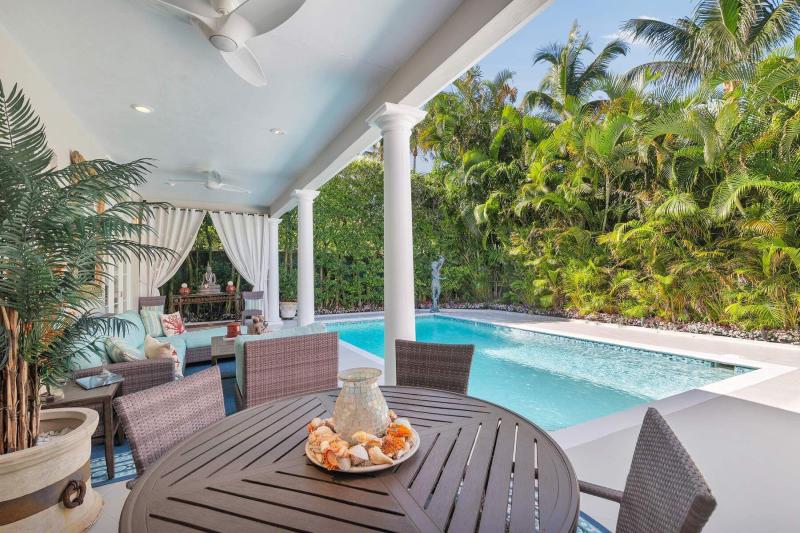  Single Family Homes Photo 41:  Palm Beach,  FL 33480