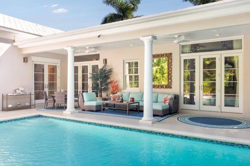  Single Family Homes Photo 45:  Palm Beach,  FL 33480
