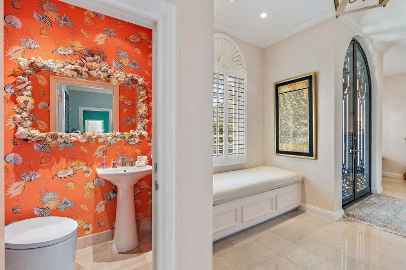  Single Family Homes Photo 9:  Palm Beach,  FL 33480