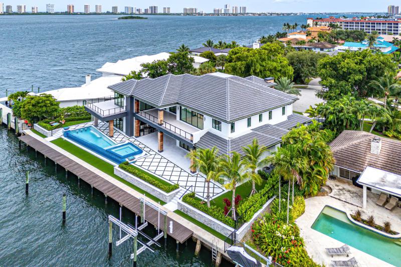  Single Family Homes Photo 100:  North Palm Beach,  FL 33408