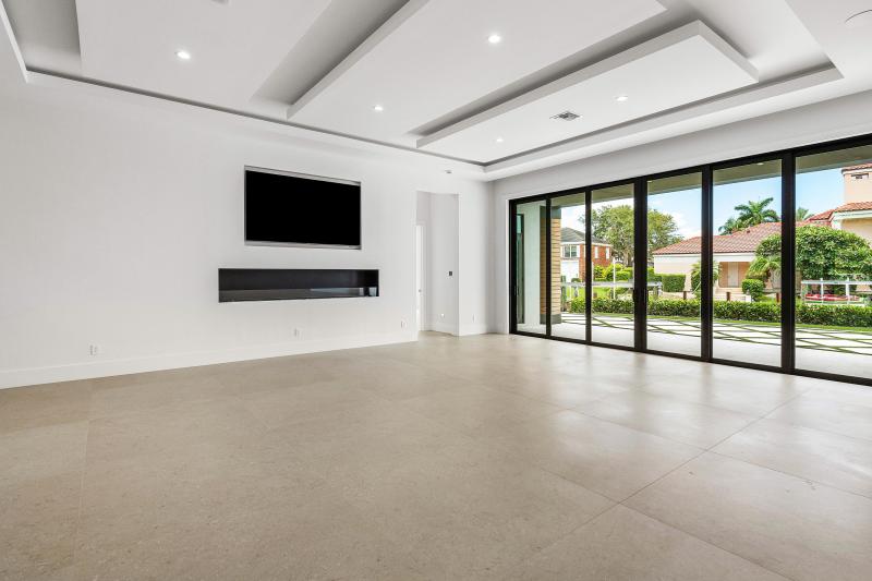  Single Family Homes Photo 15:  North Palm Beach,  FL 33408