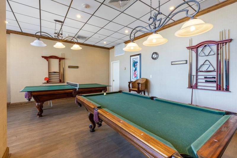  Condo & Townhome Photos