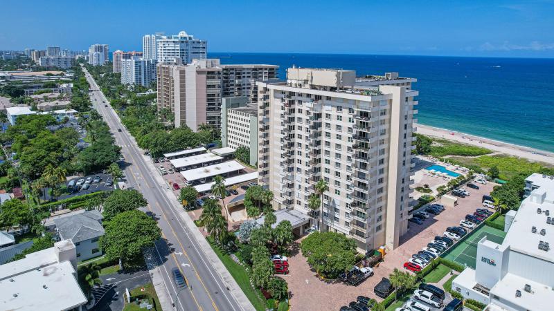  Condo & Townhome Photos