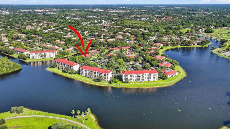  Condo & Townhome Photos