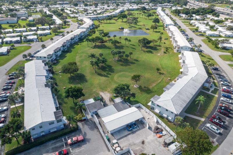  Condo & Townhome Photos