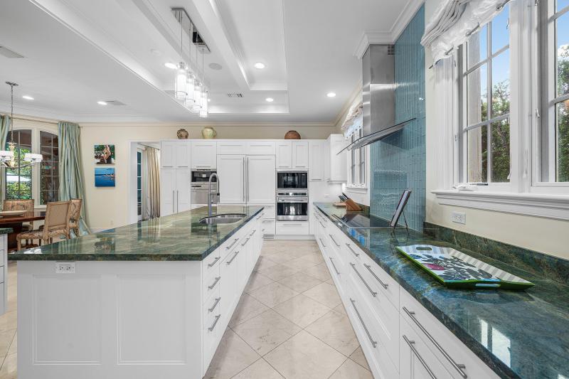  Single Family Homes Photo 15:  Palm Beach,  FL 33480