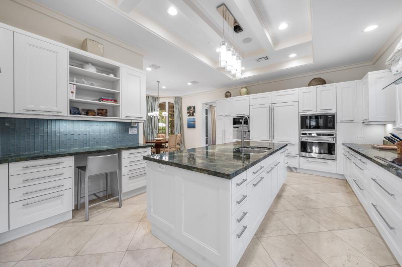 Single Family Homes Photo 16:  Palm Beach,  FL 33480