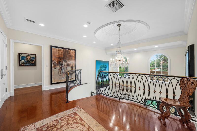  Single Family Homes Photo 19:  Palm Beach,  FL 33480