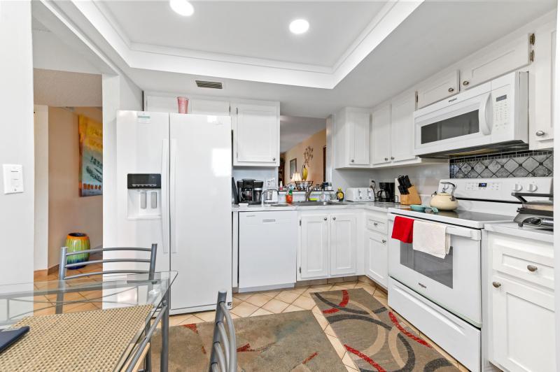  Condo & Townhome Photos